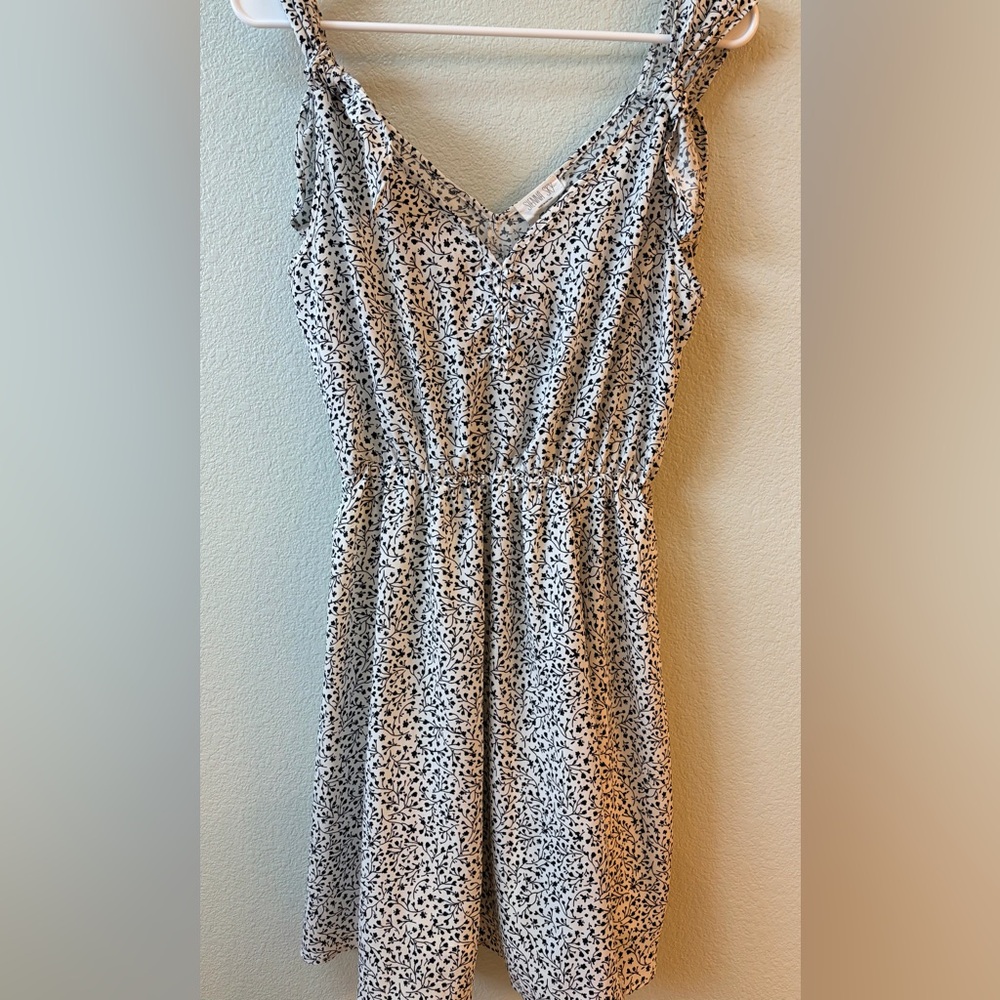 Sienna Sky Black and White Kids Women’s Dress